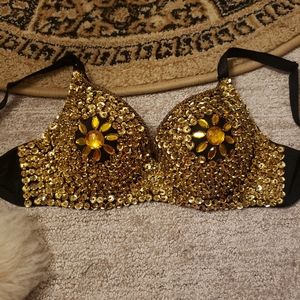 Belly dancing bra top